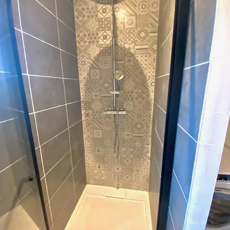Duo Dappartements Avec Terrasse Commune 75 M2 *