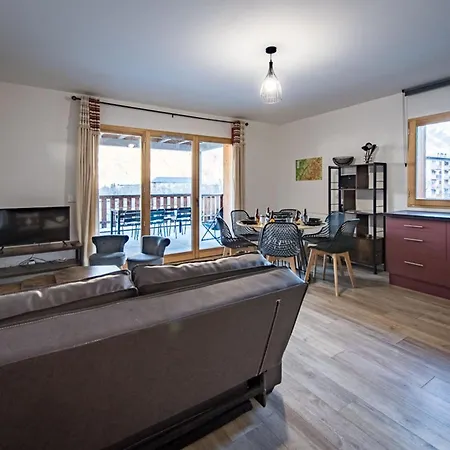 Daire Duo With Shared 75 M2 Terrace