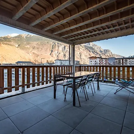Zwei Mit Gemeinsamer 75 M2 Terrasse Apartment Saint-Jean-de-Maurienne