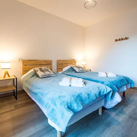Duo With Shared 75 M2 Terrace