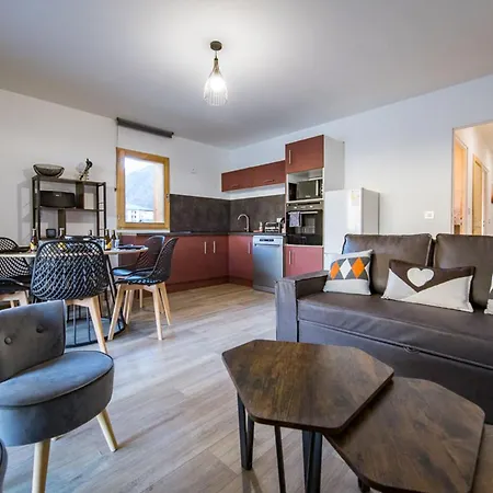 Duo With Shared 75 M2 Terrace *