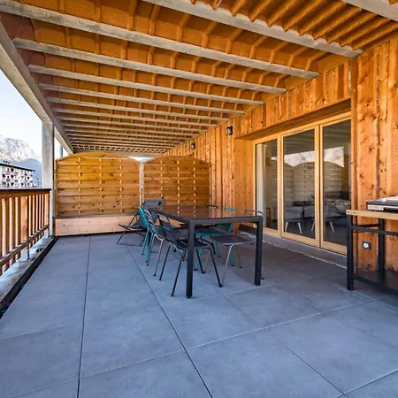Duo With Shared 75 M2 Terrace