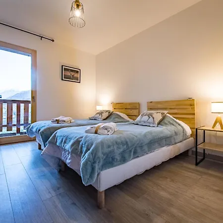 Duo With Shared 75 M2 Terrace Daire *