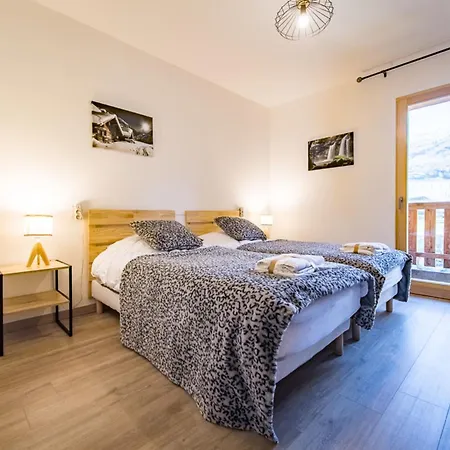 Duo With Shared 75 M2 Terrace