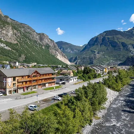 Duo With Shared 75 M2 Terrace * Saint-Jean-de-Maurienne