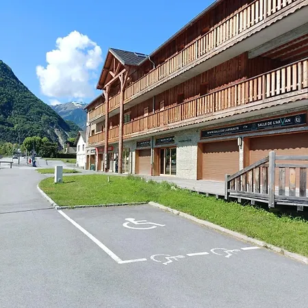 Duo With Shared 75 M2 Terrace شقة *